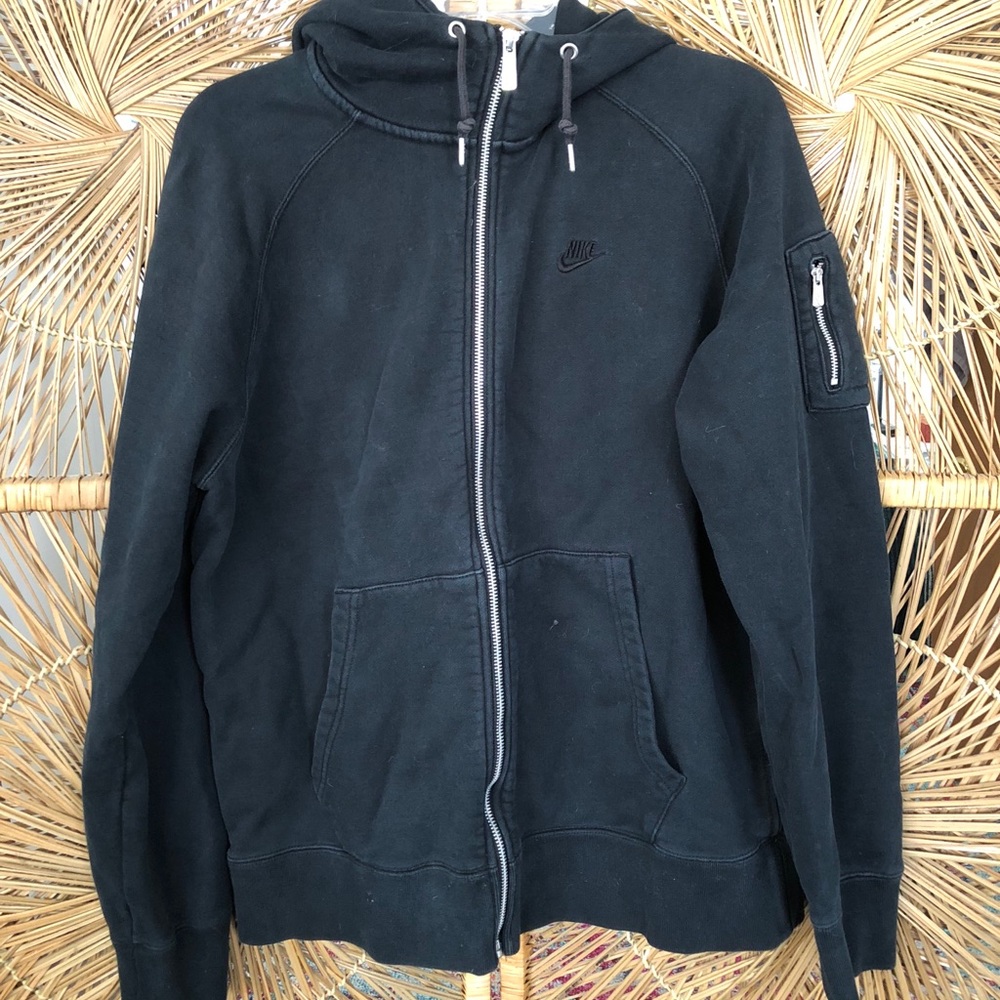 Nike sweatshirt